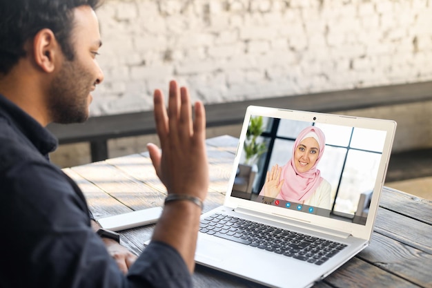 Parlonique French learning methodology